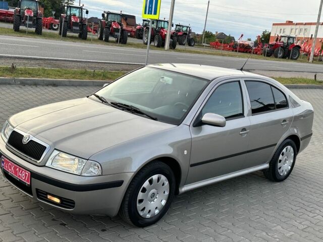 Шкода Октавия 2006 в Виннице на Automoto.ua Бежевый Шкода Октавия, объемом двигателя 0 л и пробегом 182 тыс. км за 5899 $, фото 5 на Automoto.ua