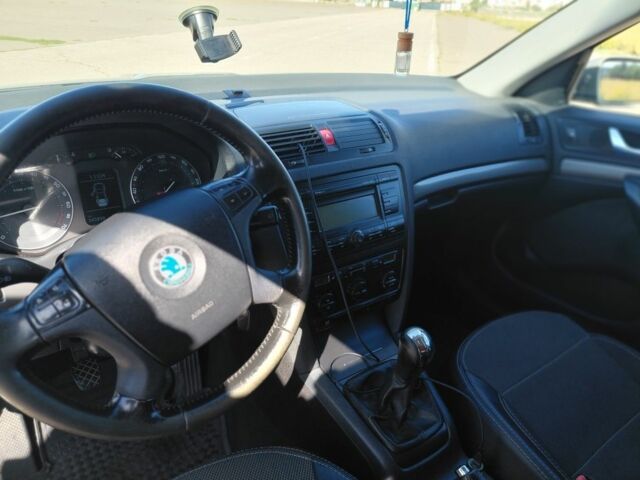 Бежевый Шкода Октавия, объемом двигателя 1.6 л и пробегом 243 тыс. км за 6500 $, фото 11 на Automoto.ua