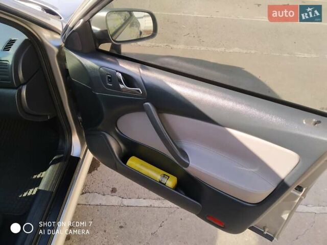 Бежевый Шкода Октавия, объемом двигателя 1.6 л и пробегом 202 тыс. км за 4999 $, фото 11 на Automoto.ua