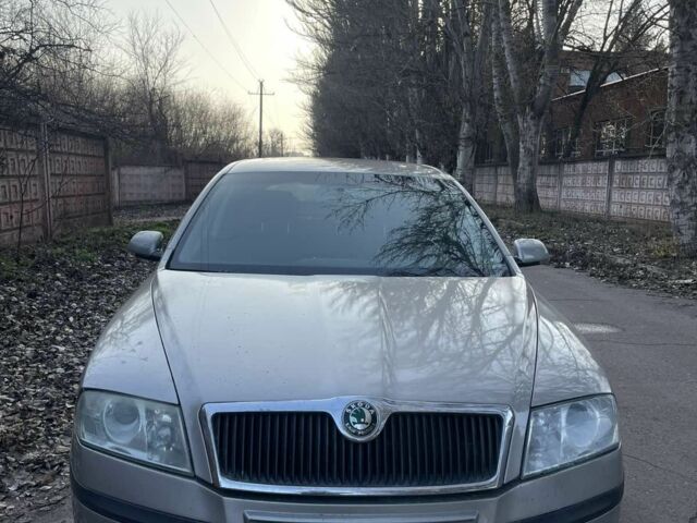 Бежевый Шкода Октавия, объемом двигателя 1.6 л и пробегом 290 тыс. км за 3650 $, фото 3 на Automoto.ua