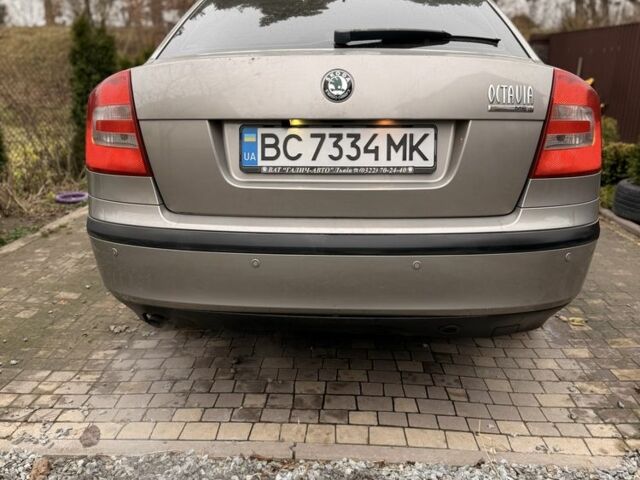 Бежевый Шкода Октавия, объемом двигателя 1.6 л и пробегом 263 тыс. км за 6200 $, фото 7 на Automoto.ua