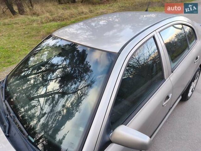 Бежевый Шкода Октавия, объемом двигателя 1.9 л и пробегом 275 тыс. км за 3300 $, фото 1 на Automoto.ua