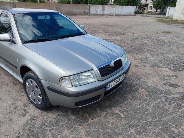 Бежевый Шкода Октавия, объемом двигателя 1.6 л и пробегом 390 тыс. км за 4150 $, фото 13 на Automoto.ua