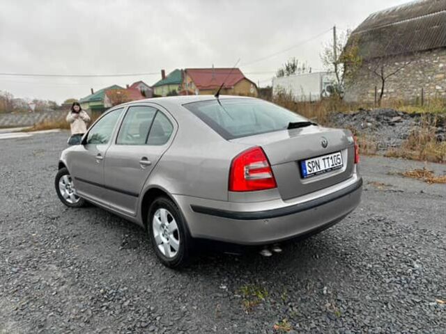 Бежевий Шкода Октавія, об'ємом двигуна 0 л та пробігом 310 тис. км за 2850 $, фото 2 на Automoto.ua