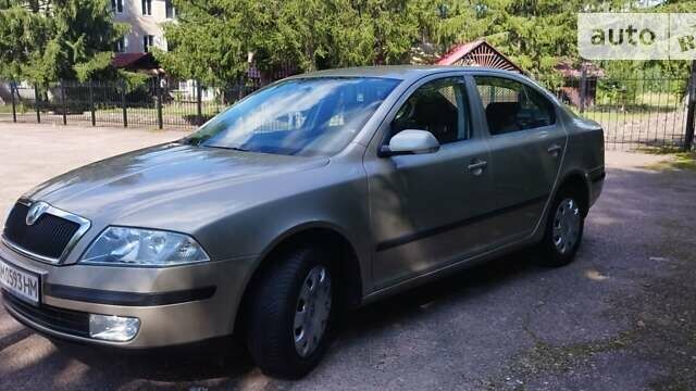 Бежевый Шкода Октавия, объемом двигателя 1.6 л и пробегом 267 тыс. км за 6600 $, фото 12 на Automoto.ua