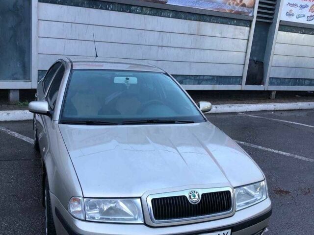 Бежевый Шкода Октавия, объемом двигателя 1.6 л и пробегом 323 тыс. км за 5500 $, фото 9 на Automoto.ua