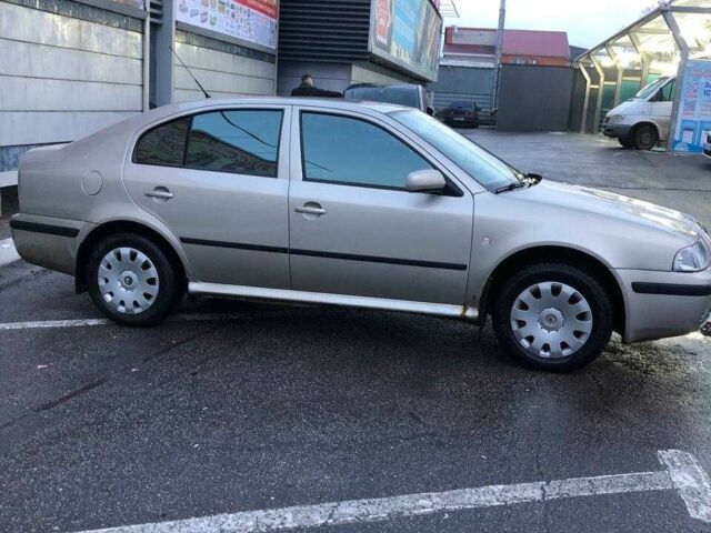 Бежевый Шкода Октавия, объемом двигателя 1.6 л и пробегом 323 тыс. км за 5500 $, фото 10 на Automoto.ua