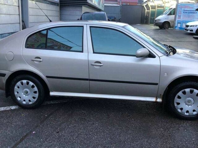 Бежевый Шкода Октавия, объемом двигателя 1.6 л и пробегом 323 тыс. км за 5500 $, фото 11 на Automoto.ua