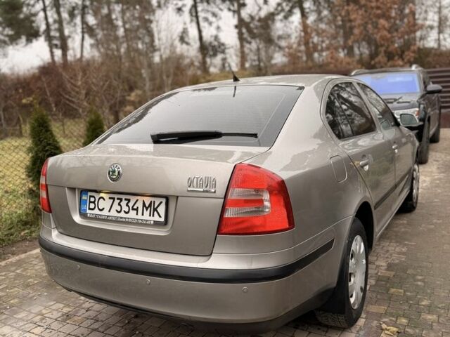 Бежевый Шкода Октавия, объемом двигателя 1.6 л и пробегом 263 тыс. км за 6200 $, фото 5 на Automoto.ua