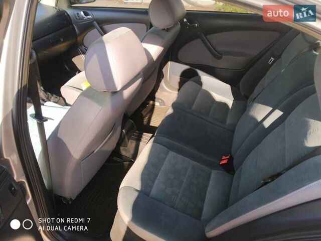 Бежевый Шкода Октавия, объемом двигателя 1.6 л и пробегом 202 тыс. км за 4999 $, фото 13 на Automoto.ua