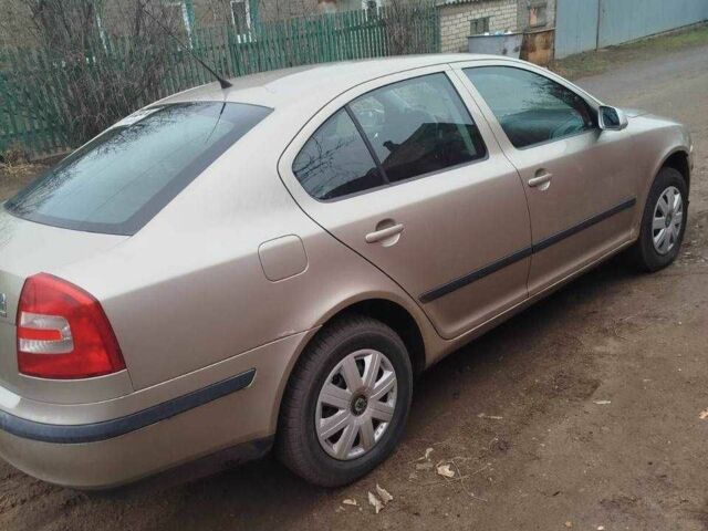 Бежевый Шкода Октавия, объемом двигателя 1.6 л и пробегом 260 тыс. км за 2939 $, фото 3 на Automoto.ua
