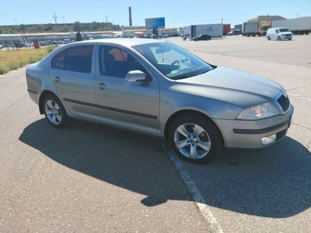 Бежевый Шкода Октавия, объемом двигателя 1.6 л и пробегом 243 тыс. км за 6500 $, фото 7 на Automoto.ua