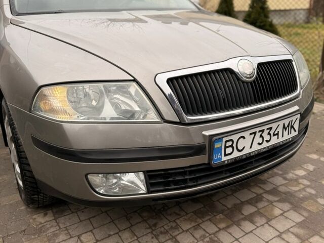 Бежевый Шкода Октавия, объемом двигателя 1.6 л и пробегом 263 тыс. км за 6200 $, фото 11 на Automoto.ua