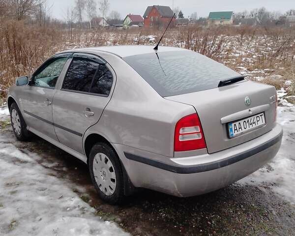 Бежевый Шкода Октавия, объемом двигателя 1.6 л и пробегом 260 тыс. км за 5500 $, фото 3 на Automoto.ua
