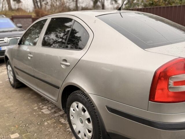 Бежевый Шкода Октавия, объемом двигателя 1.6 л и пробегом 263 тыс. км за 6200 $, фото 4 на Automoto.ua