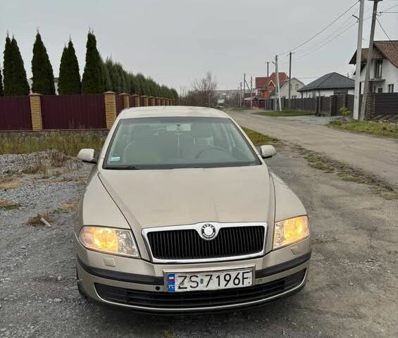 Бежевый Шкода Октавия, объемом двигателя 0 л и пробегом 350 тыс. км за 2799 $, фото 2 на Automoto.ua