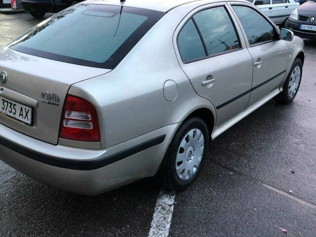 Бежевый Шкода Октавия, объемом двигателя 1.6 л и пробегом 323 тыс. км за 5500 $, фото 15 на Automoto.ua