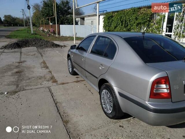 Бежевый Шкода Октавия, объемом двигателя 1.6 л и пробегом 202 тыс. км за 4999 $, фото 4 на Automoto.ua