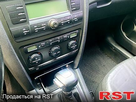 Бежевий Шкода Октавія, об'ємом двигуна 1.9 л та пробігом 280 тис. км за 4999 $, фото 5 на Automoto.ua