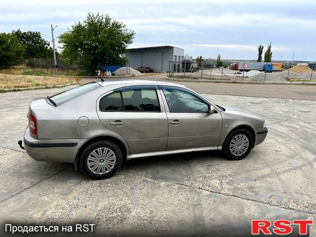 Бежевий Шкода Октавія, об'ємом двигуна 1.6 л та пробігом 345 тис. км за 3400 $, фото 5 на Automoto.ua