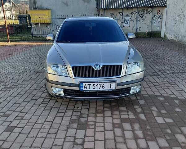 Бежевий Шкода Октавія, об'ємом двигуна 1.6 л та пробігом 306 тис. км за 4100 $, фото 11 на Automoto.ua