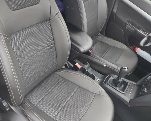 Бежевый Шкода Октавия, объемом двигателя 1.6 л и пробегом 220 тыс. км за 6650 $, фото 19 на Automoto.ua