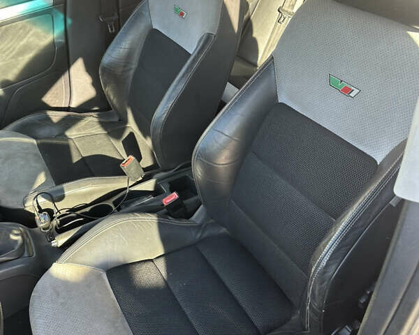 Бежевый Шкода Октавия, объемом двигателя 1.9 л и пробегом 325 тыс. км за 2650 $, фото 6 на Automoto.ua