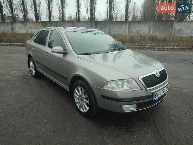 Бежевый Шкода Октавия, объемом двигателя 1.6 л и пробегом 220 тыс. км за 6650 $, фото 1 на Automoto.ua