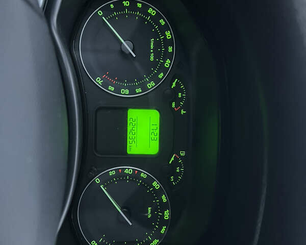 Бежевий Шкода Октавія, об'ємом двигуна 1.6 л та пробігом 224 тис. км за 6300 $, фото 35 на Automoto.ua