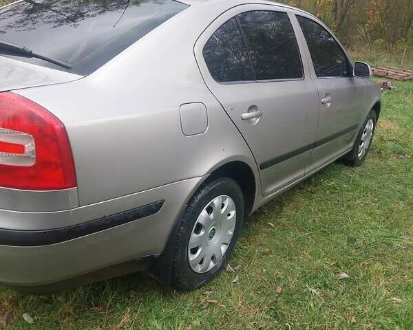 Бежевий Шкода Октавія, об'ємом двигуна 1.6 л та пробігом 320 тис. км за 4600 $, фото 18 на Automoto.ua