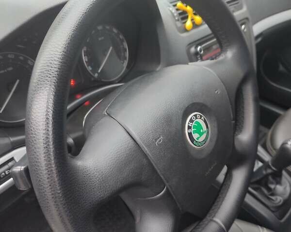 Бежевый Шкода Октавия, объемом двигателя 1.6 л и пробегом 220 тыс. км за 6650 $, фото 20 на Automoto.ua