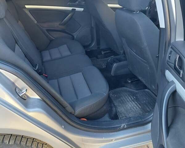 Бежевий Шкода Октавія, об'ємом двигуна 1.6 л та пробігом 306 тис. км за 4100 $, фото 4 на Automoto.ua