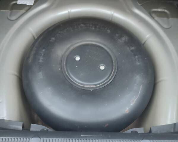 Бежевый Шкода Октавия, объемом двигателя 1.6 л и пробегом 220 тыс. км за 6650 $, фото 32 на Automoto.ua