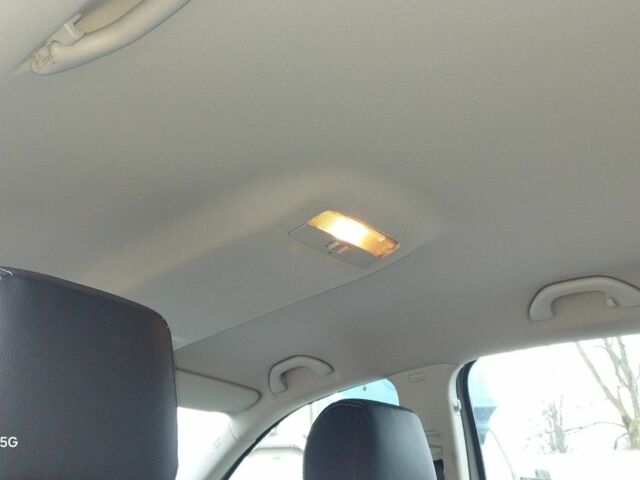 Бежевый Шкода Октавия, объемом двигателя 1.6 л и пробегом 248 тыс. км за 6300 $, фото 5 на Automoto.ua