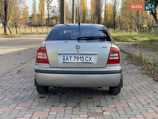 Бежевий Шкода Октавія, об'ємом двигуна 1.9 л та пробігом 279 тис. км за 4900 $, фото 5 на Automoto.ua