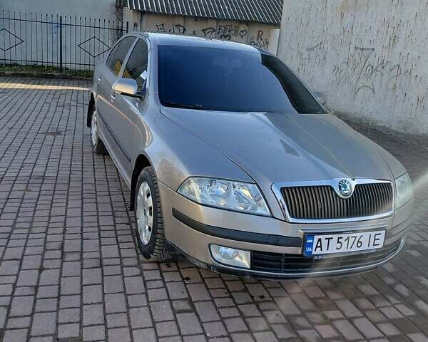Бежевий Шкода Октавія, об'ємом двигуна 1.6 л та пробігом 306 тис. км за 4100 $, фото 14 на Automoto.ua