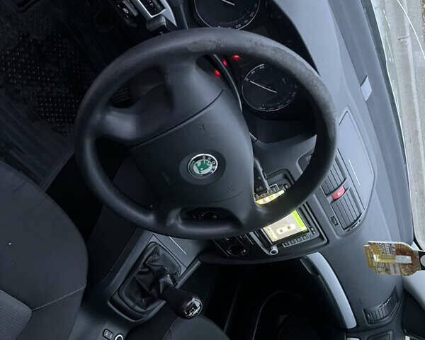 Бежевий Шкода Октавія, об'ємом двигуна 1.6 л та пробігом 224 тис. км за 6300 $, фото 13 на Automoto.ua