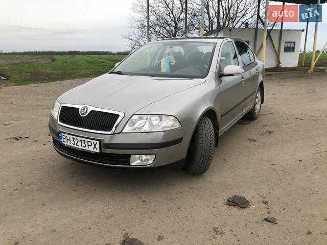 Бежевый Шкода Октавия, объемом двигателя 1.6 л и пробегом 102 тыс. км за 6200 $, фото 3 на Automoto.ua