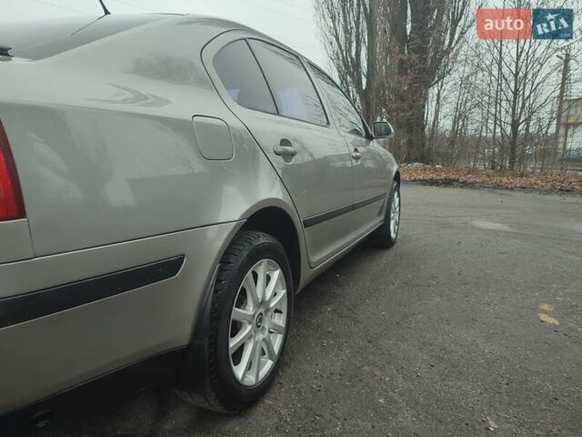 Бежевый Шкода Октавия, объемом двигателя 1.6 л и пробегом 220 тыс. км за 6650 $, фото 8 на Automoto.ua