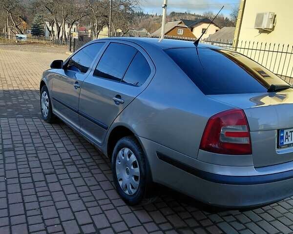 Бежевий Шкода Октавія, об'ємом двигуна 1.6 л та пробігом 306 тис. км за 4100 $, фото 16 на Automoto.ua