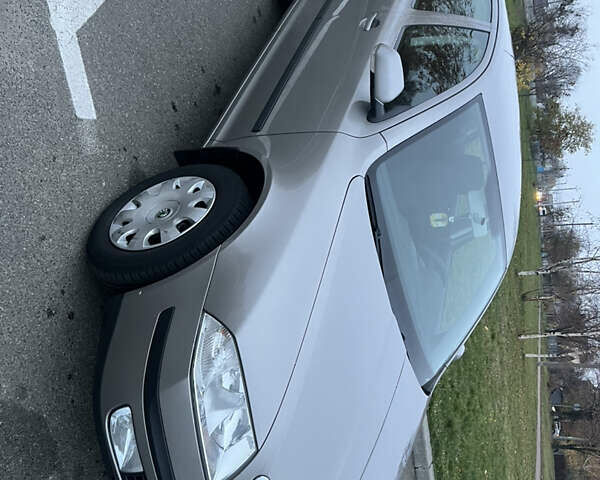 Бежевий Шкода Октавія, об'ємом двигуна 1.6 л та пробігом 224 тис. км за 6300 $, фото 29 на Automoto.ua