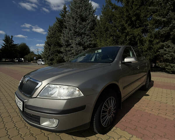 Бежевий Шкода Октавія, об'ємом двигуна 1.6 л та пробігом 267 тис. км за 5700 $, фото 10 на Automoto.ua