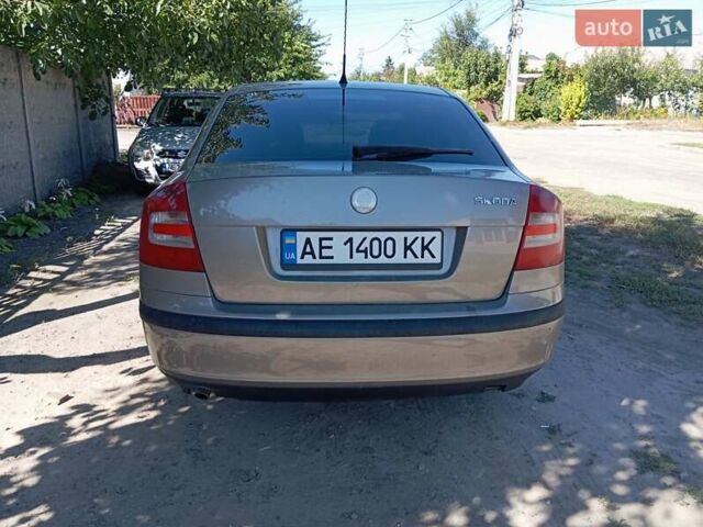 Бежевый Шкода Октавия, объемом двигателя 1.6 л и пробегом 261 тыс. км за 4899 $, фото 8 на Automoto.ua