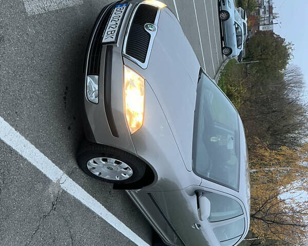 Бежевий Шкода Октавія, об'ємом двигуна 1.6 л та пробігом 224 тис. км за 6300 $, фото 34 на Automoto.ua