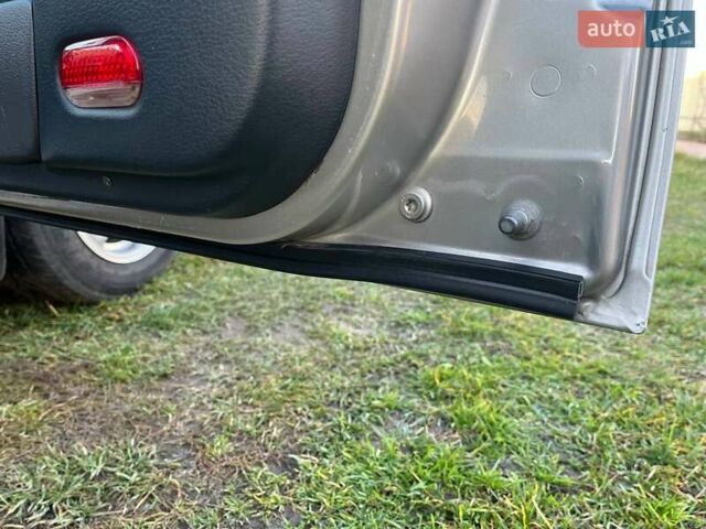 Бежевый Шкода Октавия, объемом двигателя 1.6 л и пробегом 387 тыс. км за 4600 $, фото 25 на Automoto.ua