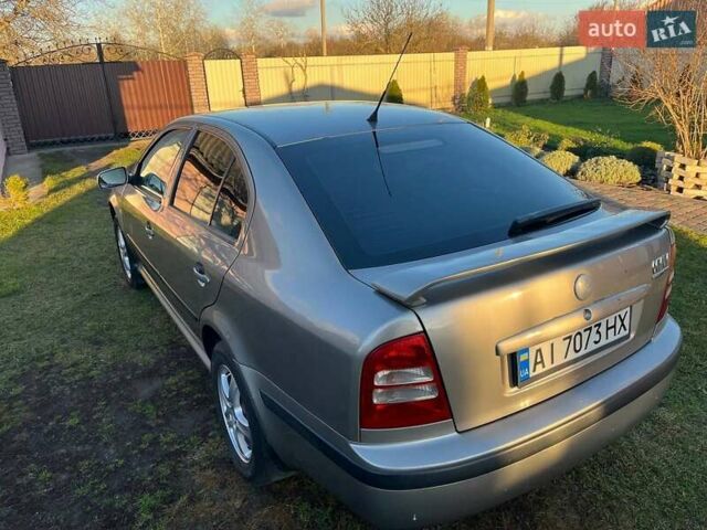 Бежевый Шкода Октавия, объемом двигателя 1.6 л и пробегом 387 тыс. км за 4600 $, фото 4 на Automoto.ua