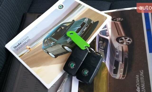 Бежевый Шкода Октавия, объемом двигателя 1.6 л и пробегом 175 тыс. км за 7300 $, фото 27 на Automoto.ua