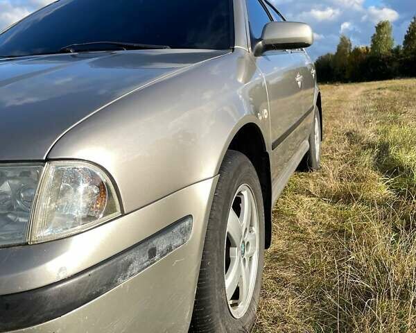 Бежевый Шкода Октавия, объемом двигателя 1.98 л и пробегом 350 тыс. км за 6000 $, фото 14 на Automoto.ua
