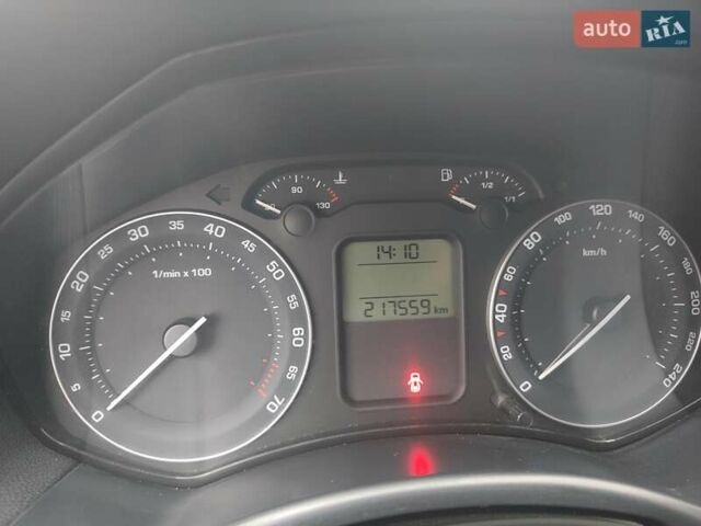 Бежевый Шкода Октавия, объемом двигателя 1.6 л и пробегом 220 тыс. км за 6650 $, фото 33 на Automoto.ua