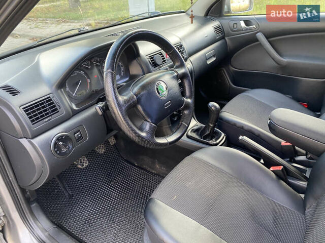 Бежевий Шкода Октавія, об'ємом двигуна 1.9 л та пробігом 279 тис. км за 4900 $, фото 10 на Automoto.ua